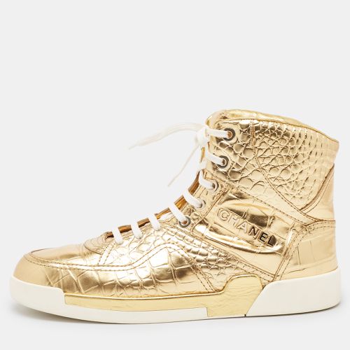 Croc Embossed Leather High Top Sneakers Size 43 - Chanel - Modalova