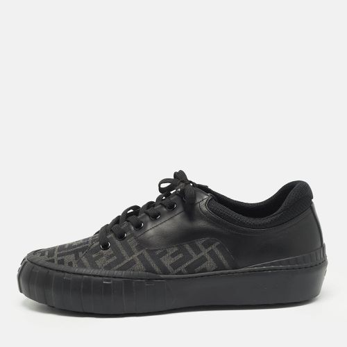 Zucca Fabric and Leather Low Top Sneakers Size 46 - Fendi - Modalova