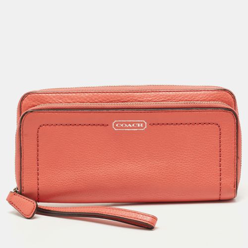 Coral Leather Zip Around Wallet - Coach - Modalova