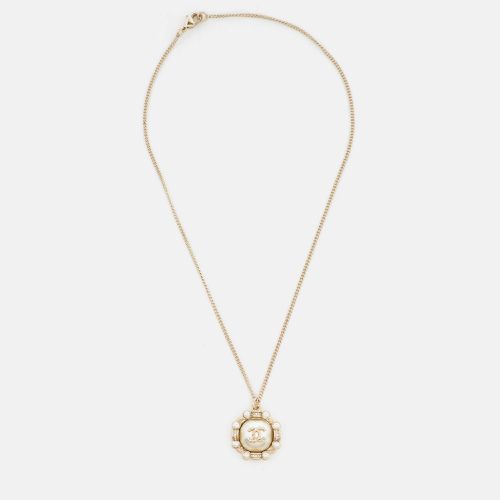 CC Faux Pearl Crystals Tone Pendant Necklace - Chanel - Modalova