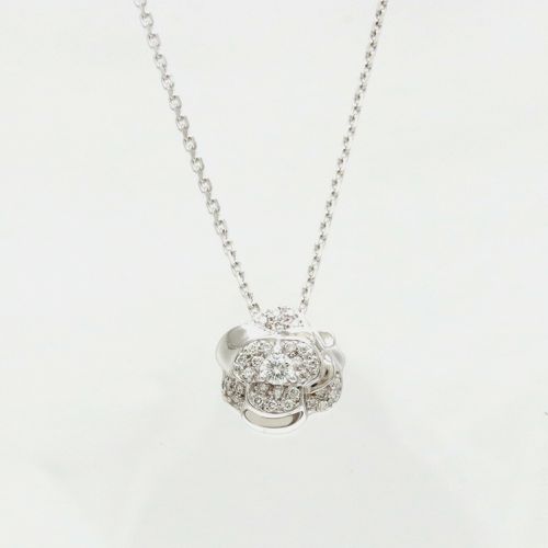 K 750 Gold Diamond Camellia Pave Necklace Pendant - Chanel - Modalova