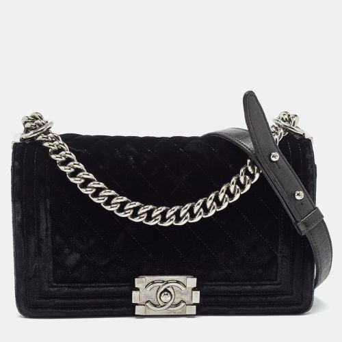 Quilted Velvet Medium Boy Flap Bag - Chanel - Modalova