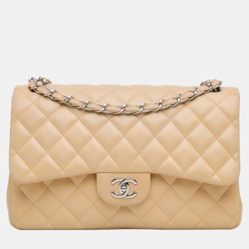 Jumbo Classic Lambskin Double Flap - Chanel - Modalova