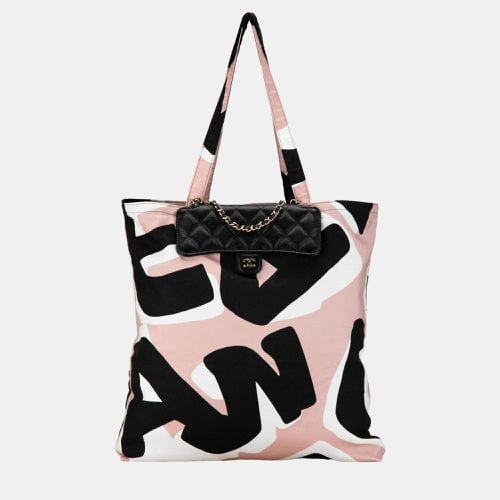 Multicolour Nylon Graffiti Foldable Shopping Tote in Caviar Flap - Chanel - Modalova