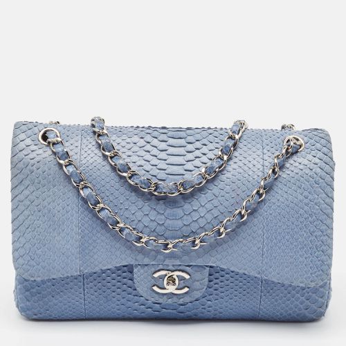 Python Jumbo Classic Double Flap Bag - Chanel - Modalova