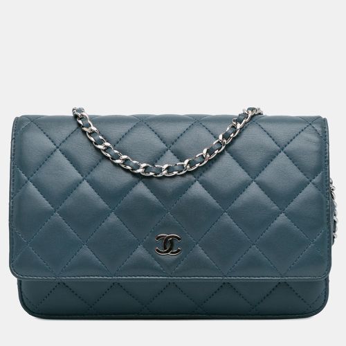 Tone Lambskin Leather Classic Wallet on Chain - Chanel - Modalova