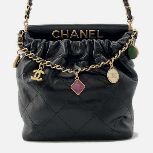 Lambskin Resin Quilted Small Bucket Bag - Chanel - Modalova