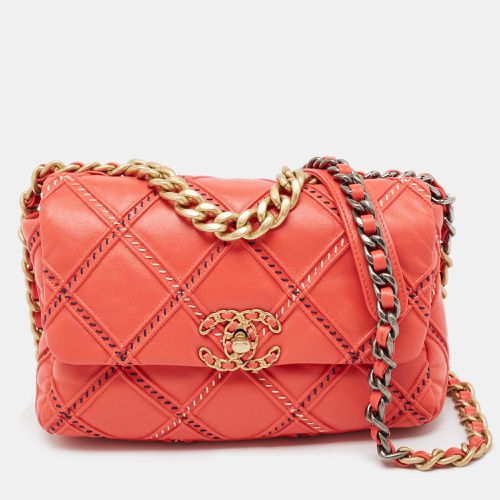 Quilted Wild Stitch Leather Medium 19 Flap Bag - Chanel - Modalova