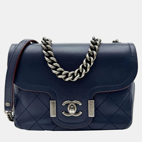 Matte Navy Leather Matelasse Chain Shoulder Bag 25 - Chanel - Modalova