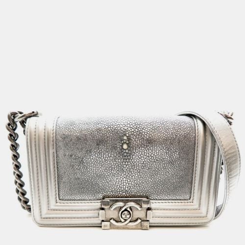 Sticker attached Boy Galuchat chain shoulder bag - Chanel - Modalova