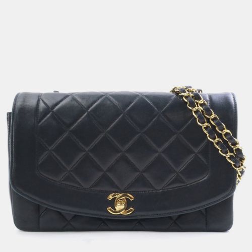 Gold Leather Diana Matelasse Shoulder Bag - Chanel - Modalova