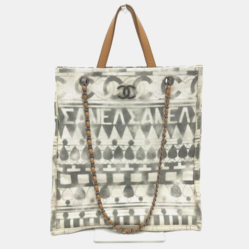 Chanel Beige CC Mark Chain Tote Bag - Chanel - Modalova