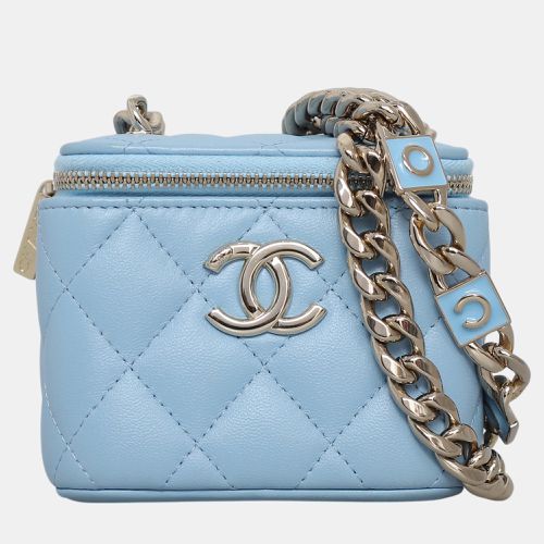 Lambskin Mini Vanity Case With Coco Enamel Chain - Chanel - Modalova