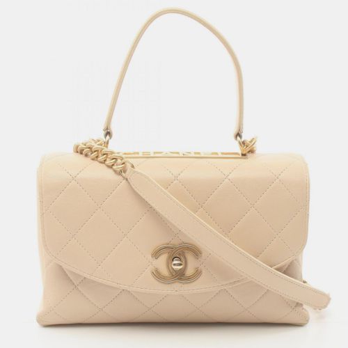 Lambskin Matelasse Handbag - Chanel - Modalova