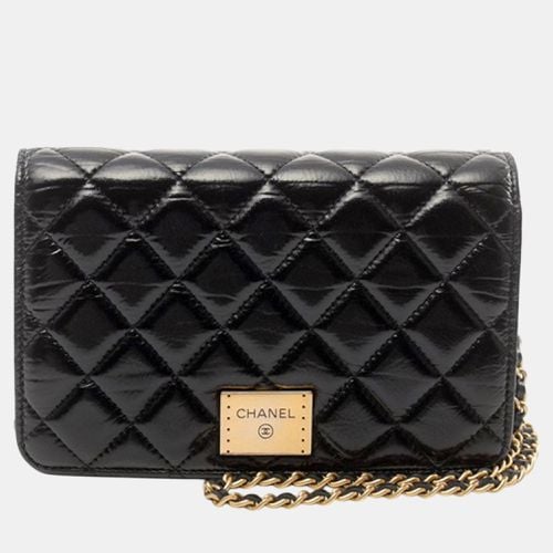 Quilted Calfskin Logo Plate Wallet On Chain - Chanel - Modalova