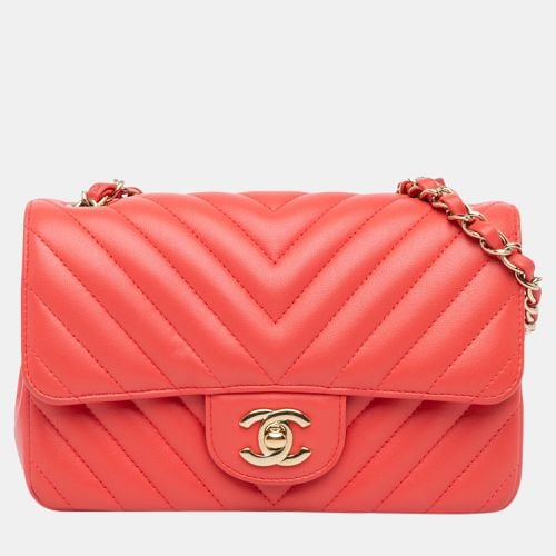 Mini Rectangular Classic Chevron Lambskin Single Flap - Chanel - Modalova