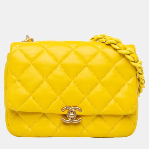 Small Quilted Lambskin Candy Chain Flap - Chanel - Modalova