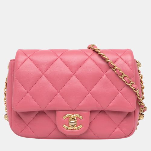 Small Quilted Lambskin Dynasty Flap - Chanel - Modalova