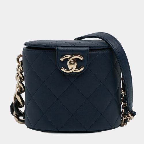 Leather CC Round Vanity Bag - Chanel - Modalova