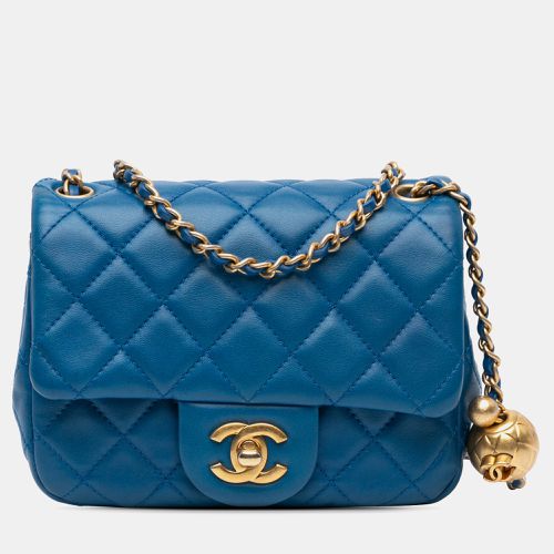 Leather Mini Square Classic Lambskin Pearl Crush Single Flap - Chanel - Modalova