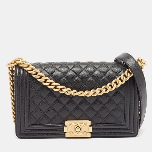 Quilted Caviar Leather Medium Boy Flap Bag - Chanel - Modalova