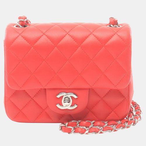 Lambskin Matelasse Shoulder Bag - Chanel - Modalova