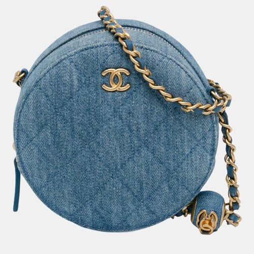 Quilted Denim Pearl Crush Round Clutch with Chain - Chanel - Modalova