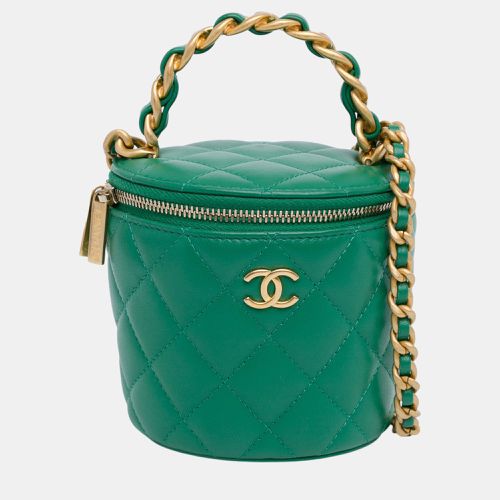 Quilted Lambskin Afternoon Tea Vanity Case with Chain - Chanel - Modalova