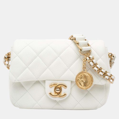 Small Quilted Caviar Twist Your Buttons Flap - Chanel - Modalova