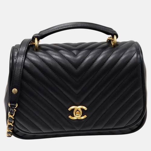 Leather Lambskin Shoulder Bag - Chanel - Modalova