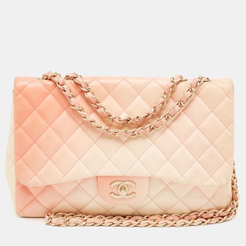 Ombre /Cream Quilted Leather Jumbo Classic Single Flap Bag - Chanel - Modalova