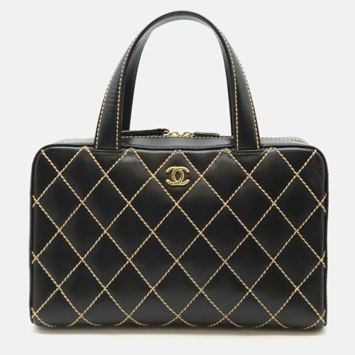 Leather Wild Stitch Handbag - Chanel - Modalova