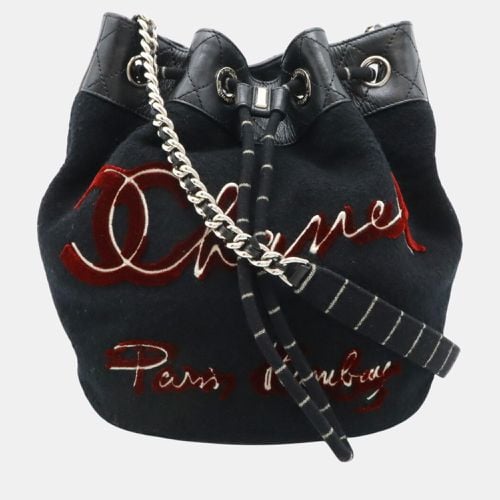 Wool Calfskin Embroidered Paris Hamburg Drawstring Shoulder Bag - Chanel - Modalova