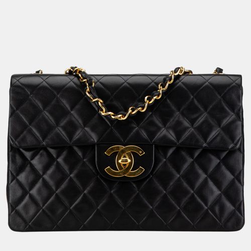 Maxi XL Classic Lambskin Single Flap - Chanel - Modalova