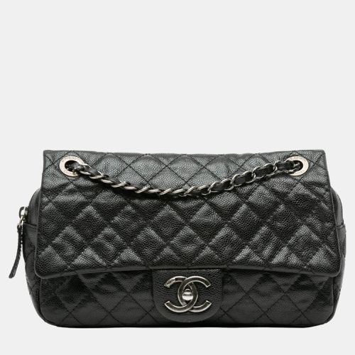 Medium Quilted Caviar Easy Flap - Chanel - Modalova