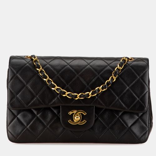 Small Classic Lambskin Double Flap Shoulder Bag - Chanel - Modalova