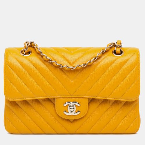 Small Classic Chevron Caviar Double Flap Shoulder Bag - Chanel - Modalova