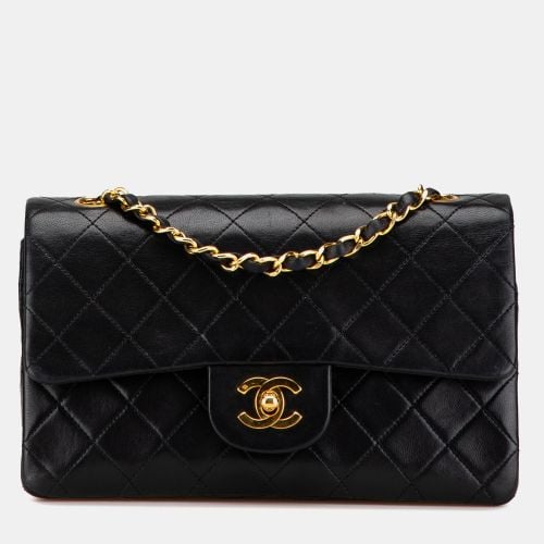 Lambskin Small Classic Double Flap Bag - Chanel - Modalova