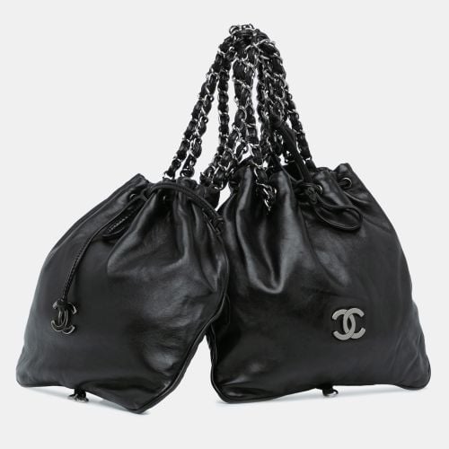 CC Calfskin Dual Twin Chain Handbag - Chanel - Modalova