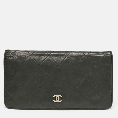 Quilted Leather L Yen Wallet - Chanel - Modalova