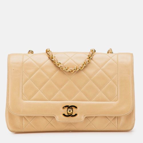 Medium Lambskin Diana Full Flap - Chanel - Modalova