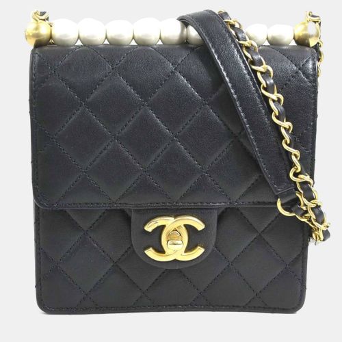Off-White Leather Chic Pearl Shoulder Bag - Chanel - Modalova