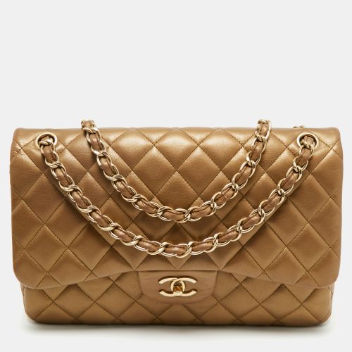Quilted Leather Jumbo Classic Double Flap Bag - Chanel - Modalova