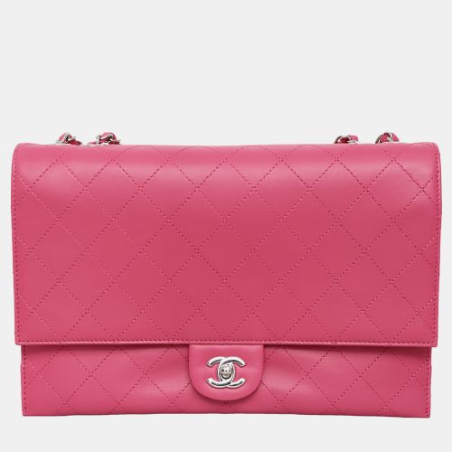 Quilted Double Flap Shoulder Bag - Chanel - Modalova