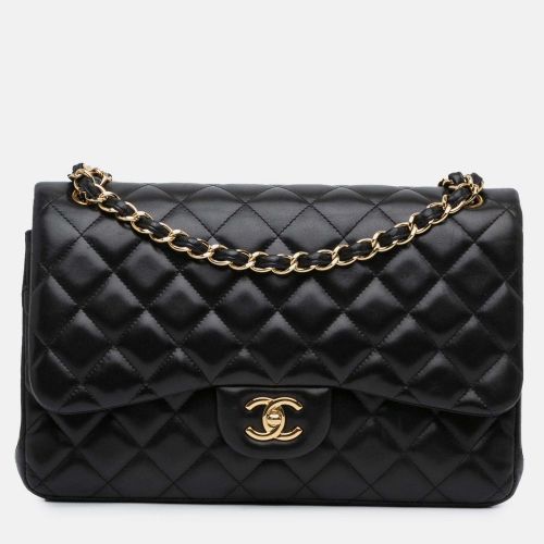 Classic Double Flap Jumbo Lambskin Shoulder Bag - Chanel - Modalova