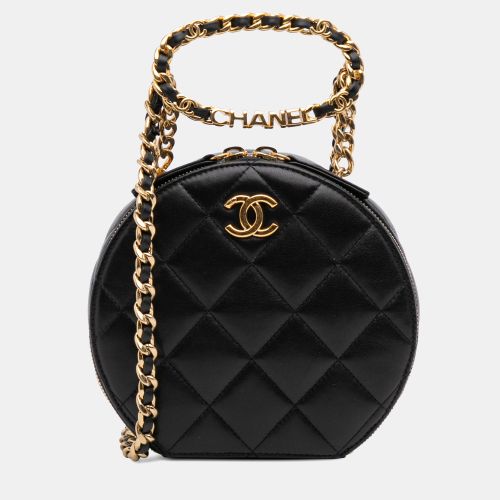Quilted Lambskin Oval Logo Chain Top Handle Round Clutch on Chain - Chanel - Modalova