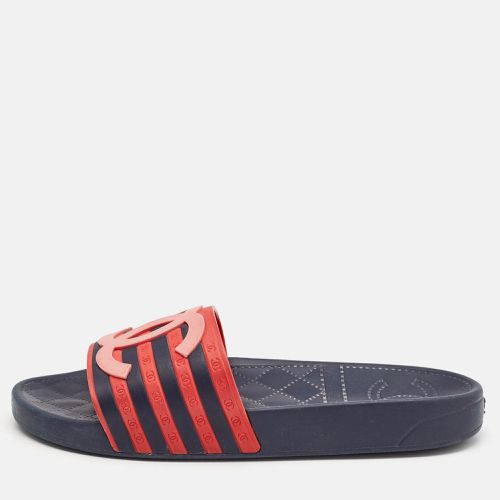 Red Striped Rubber CC Slides Size 36 - Chanel - Modalova