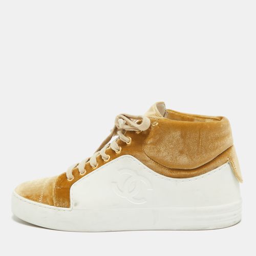 White Velvet and Rubber CC High Top Sneakers Size 36 - Chanel - Modalova