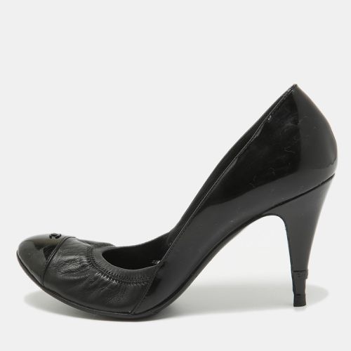 Patent and Leather CC Scrunch Pumps Size 39 - Chanel - Modalova