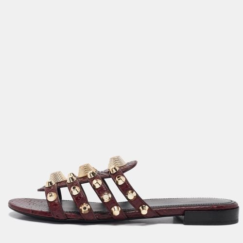 Embossed Python Studded Arena Flat Slides Size 38.5 - Balenciaga - Modalova